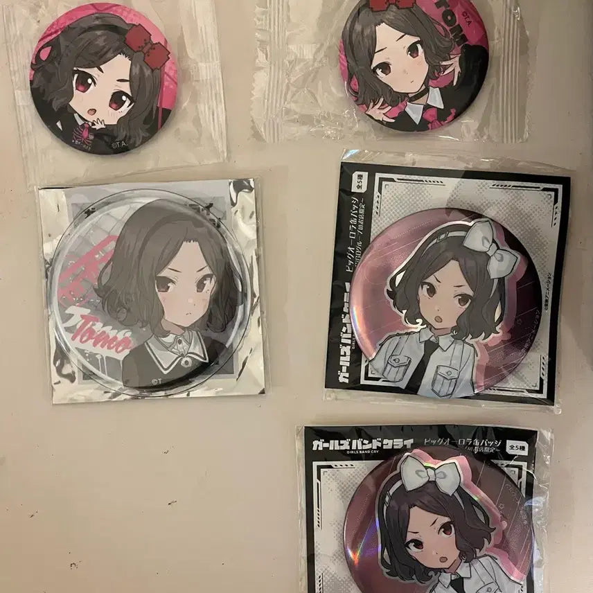[BUNJANG] Bocchi the Rock! Tomo Badges Bundle Set / 걸즈 밴드 크라이 토모 뱃지 일괄판매, 설명참고