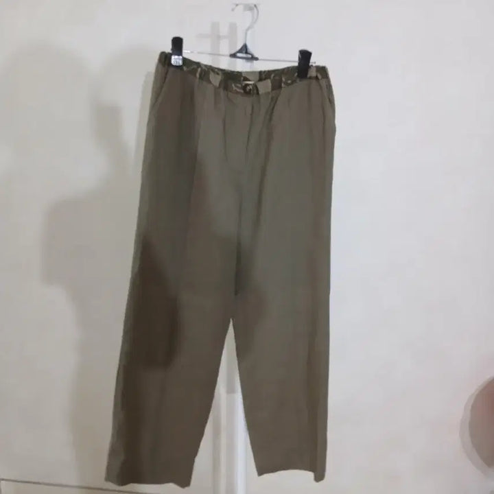 [BUNJANG] ISAE MA-SOJAE Pants / ISAE 이새 마소재 팬츠