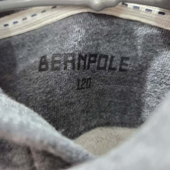 [BUNJANG] Beanpole Kids Embroidered Logo Fleece Hoodie Size 120/6/7 / 빈폴 키즈 자수로고 기모 후드티 120/6/7