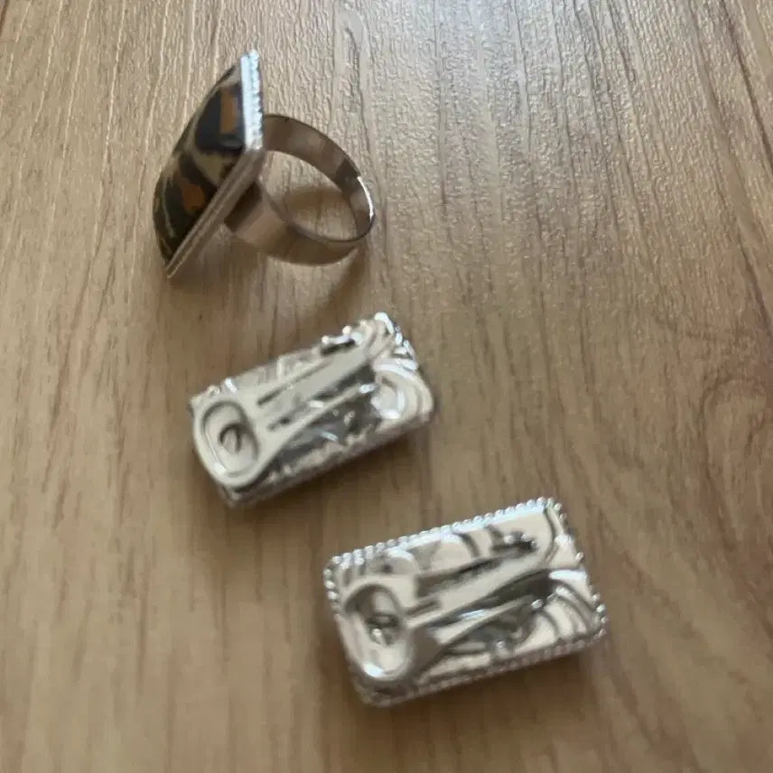 [BUNJANG] Leopard Pattern Ring and Earring Set / 레오파드 패턴 반지 귀걸이 세트
