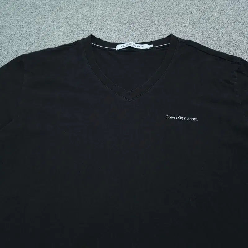 [BUNJANG] Calvin Klein Short Sleeve T-Shirt / L/G 캘빈클라인 반팔 티 | 0624C03