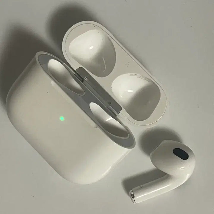[BUNJANG] Apple AirPods 3rd Generation (Right Unit Included) / 에어팟 3세대 + 오른쪽 유닛