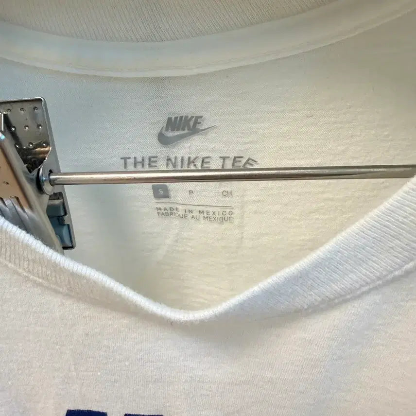 [BUNJANG] Nike New York Printing Short Sleeve T-Shirt White Size S / 나이키 반팔티 뉴욕 프린팅 화이트 S