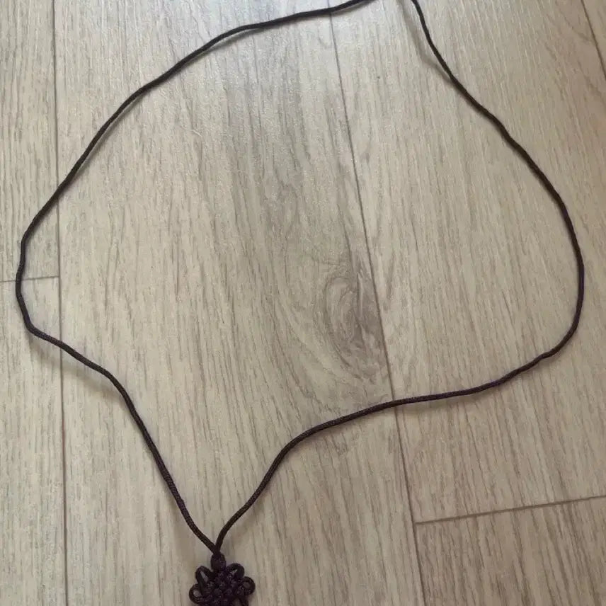 [BUNJANG] Adjustable Knotted Necklace / 매듭 목걸이