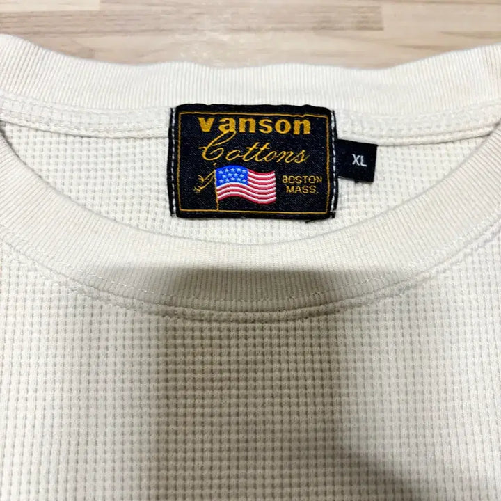[BUNJANG] Benson Waffle Long Sleeve White / 벤슨 와플 롱슬리브