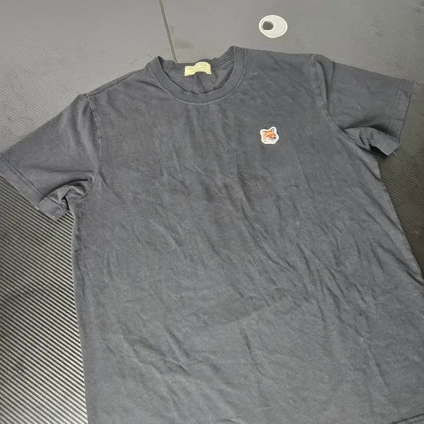 [BUNJANG] Maison Kitsuné Black Logo Embroidered Short Sleeve T-Shirt XL / 메종키츠네 반팔티 블랙