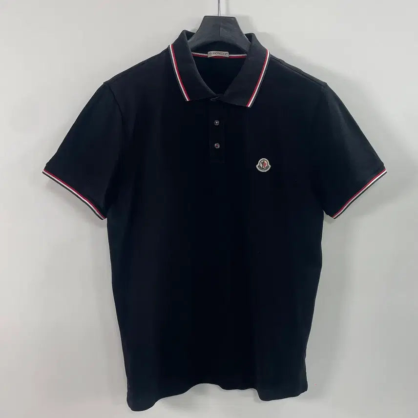 [BUNJANG] Moncler Appliqué Black Short Sleeve Polo Shirt / 몽클레어 와펜 블랙 반팔 카라티 (on.932)