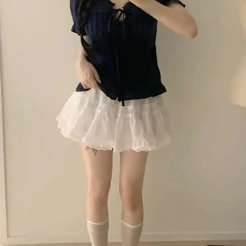 [BUNJANG] Haruru Navy Pintuck Ribbon Frill Lace Short Sleeve Blouse / [새제품]하르르 네이비 핀턱 리본프릴 레이스 반팔블라우스