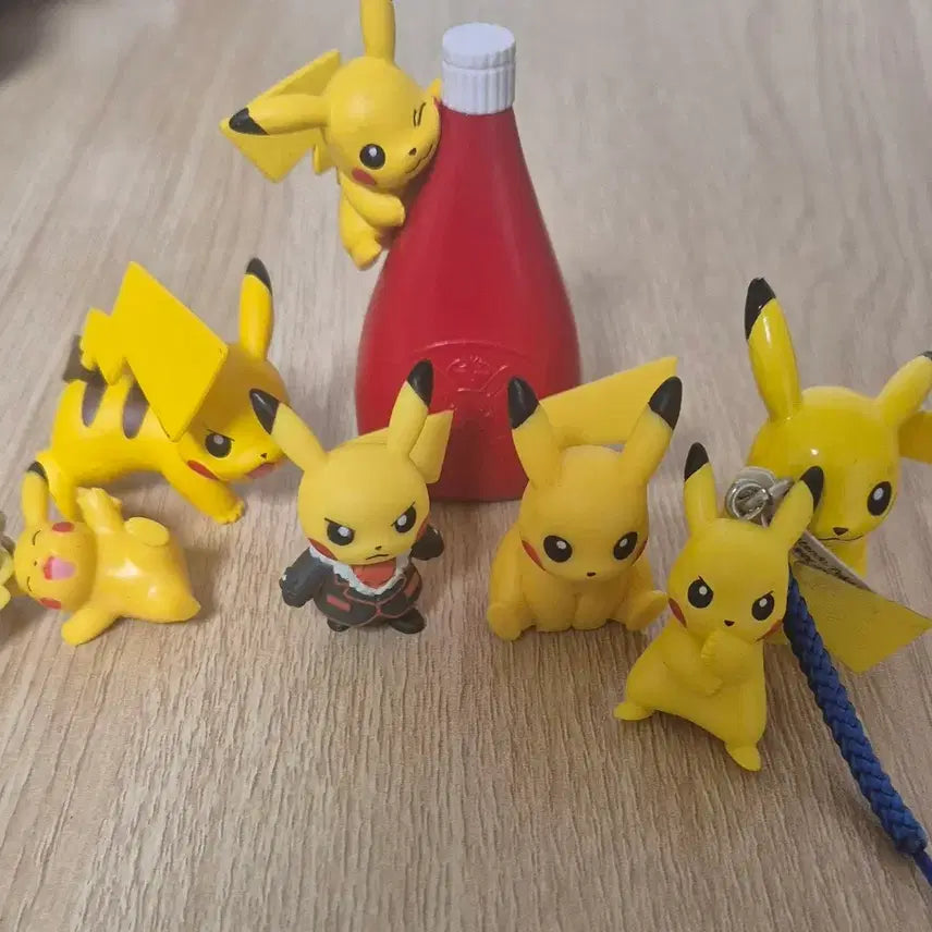 [BUNJANG] Pokemon Pikachu Figure Set / 포켓몬스터 피카츄 피규어 세트