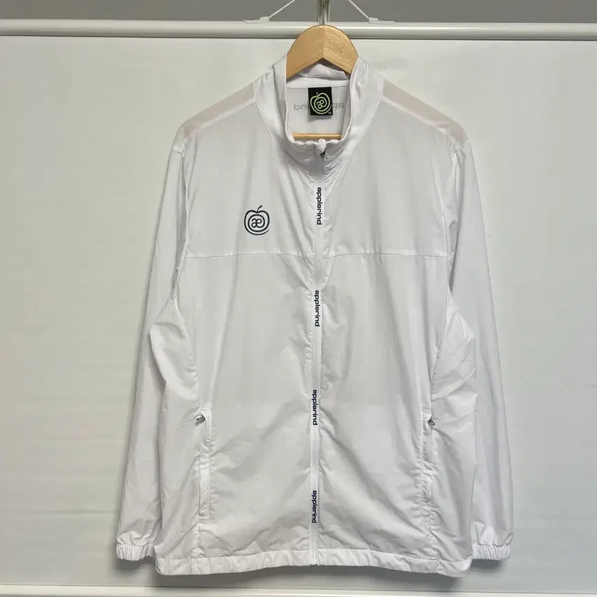 [BUNJANG] Applined Football Club Windbreaker Training Jacket White Size 105 / [정품/105] 애플라인드 트레이닝 화이트 축구부 바람막이