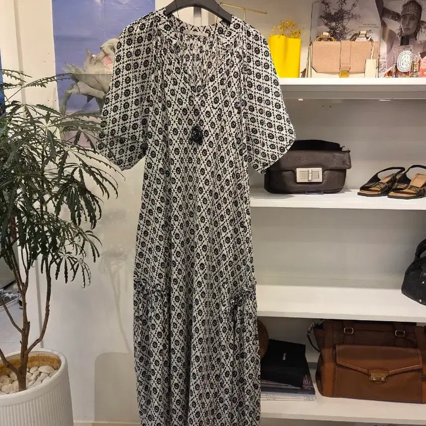 [BUNJANG] Love &amp; Show Ethnic Frill Dress / 러브앤쇼 에스닉 프릴 원피스