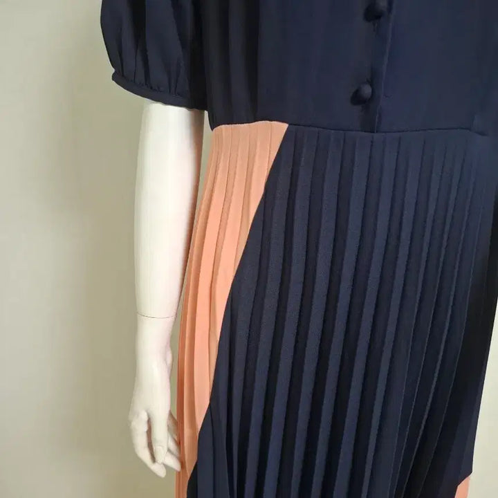 [BUNJANG] Navy Coral Color Block Pleated Long Dress / 네이비 코랄 배색 플리츠 원피스