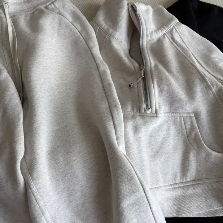 [BUNJANG] Lululemon Scuba Oversized Funnel Half Zip &amp; Pants Set / 룰루레몬 스쿠바 오버사이즈드 퍼넬 하프 + 바지 세트