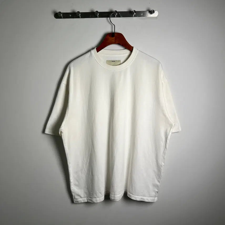 [BUNJANG] Pottery White Oversized Plain Short-Sleeve T-Shirt / 포터리 화이트 오버핏 무지 반팔 티셔츠