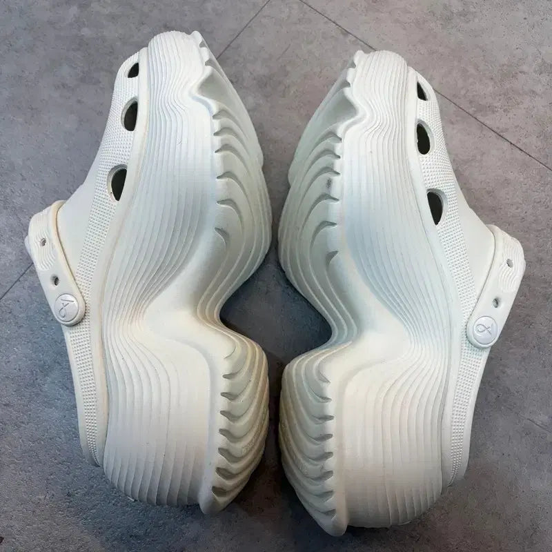 [BUNJANG] Daphne 245 Lollipop Series Platform Clogs - White / 새상품 245 다프네 랩 롤리팝 시리즈 통굽 클로그 화이트