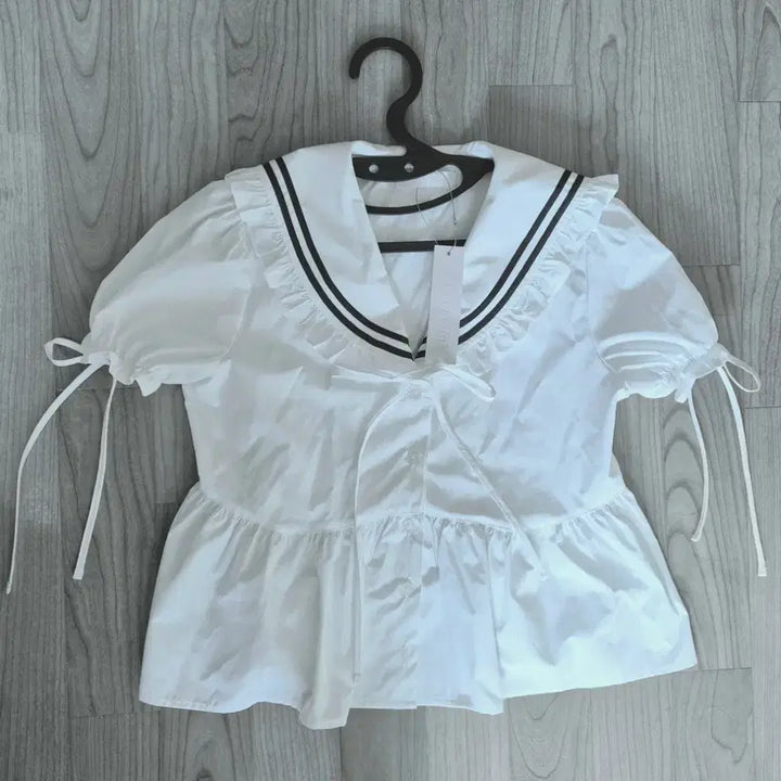 [BUNJANG] Idang Club Sailor Blouse / 아이당클럽 세일러 블라우스