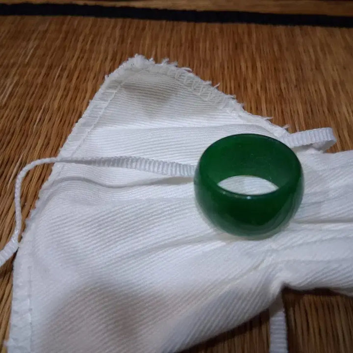 [BUNJANG] Jade Ring Pendant / 비취원석 반지겸 펜던드