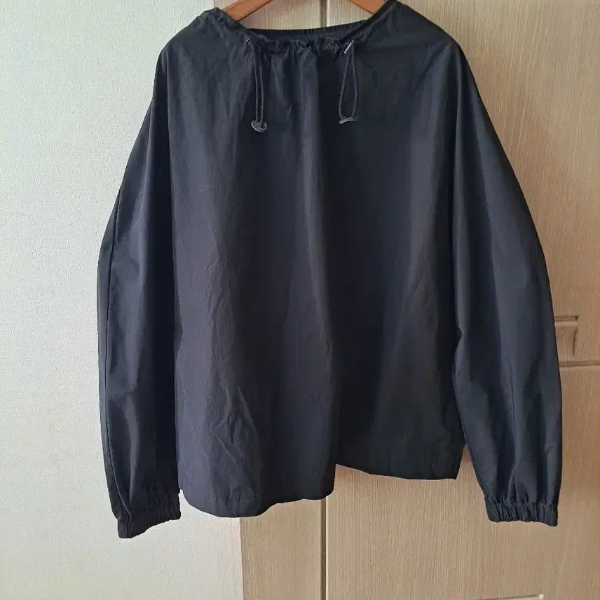 [BUNJANG] Knit Loose Fit Anorak Top / 가오리핏 아노락넥스트링 상의