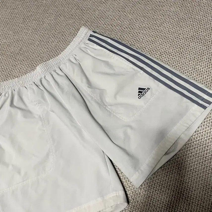 [BUNJANG] Adidas Woven Shorts M / M 아디다스 우븐 반바지 하의 B.8410