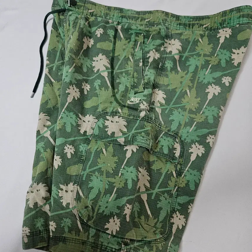 [BUNJANG] Nike NSW Aloha Cargo Shorts Camo XL / 00s 나이키 NSW 알로하 카고쇼츠 반바지 카모 숏팬츠 XL
