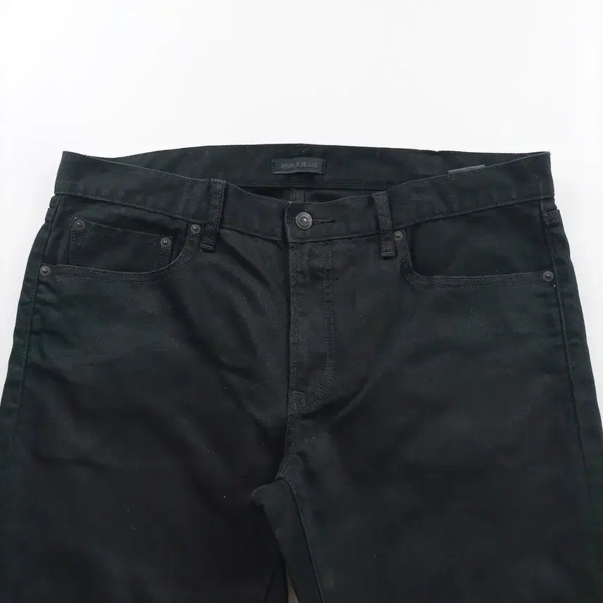 [BUNJANG] Uniqlo Black Denim Straight Fit Casual Pants Size 36 / 유니클로 청바지 사이즈36 흑청 캐주얼 일자 남자 데님팬츠 B0970