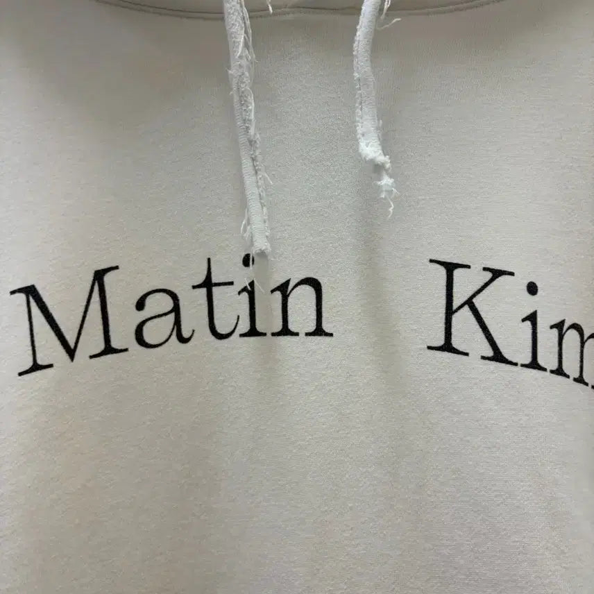 [BUNJANG] Matinkim White Big Logo Hoodie / 마뗑킴 화이트 빅로고 후드티