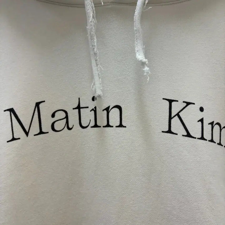 [BUNJANG] Matinkim White Big Logo Hoodie / 마뗑킴 화이트 빅로고 후드티