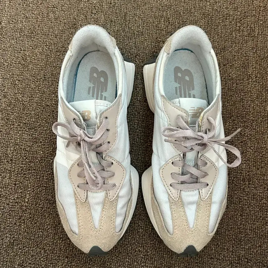 [BUNJANG] New Balance 327 Sneakers (240mm) / 뉴발란스 327 / 240 세탁완료