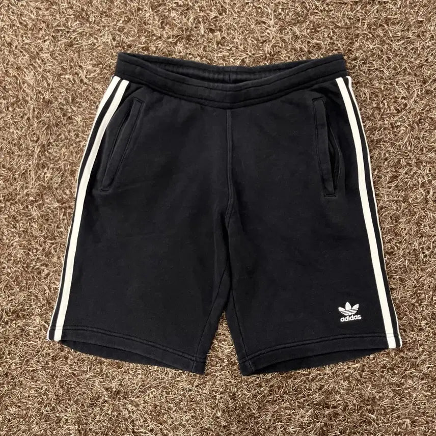 [BUNJANG] Adidas Three-Stripes Sweat Shorts / L 아디다스 삼선 스웻 쇼츠 반바지