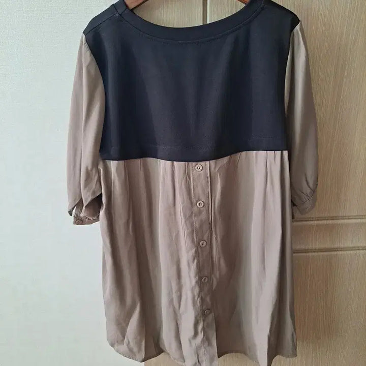 [BUNJANG] Color Block Blouse / 배색 블라우스