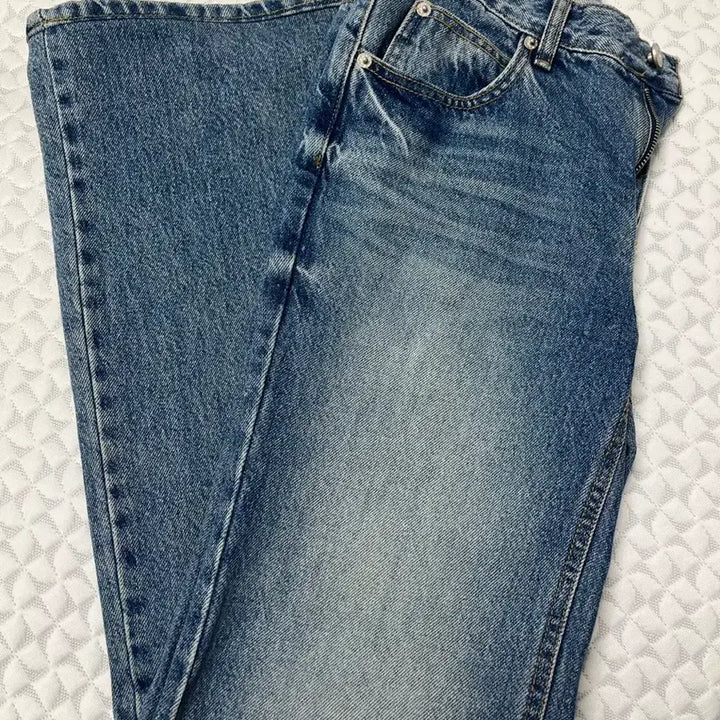 [BUNJANG] Eloy Low-Rise Jean / 108파운드 elloy low-rise jean 로우라이즈데님 S