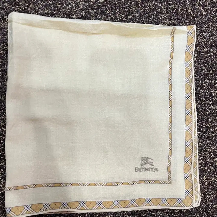 [BUNJANG] Burberry Handkerchief / 버버리 손수건