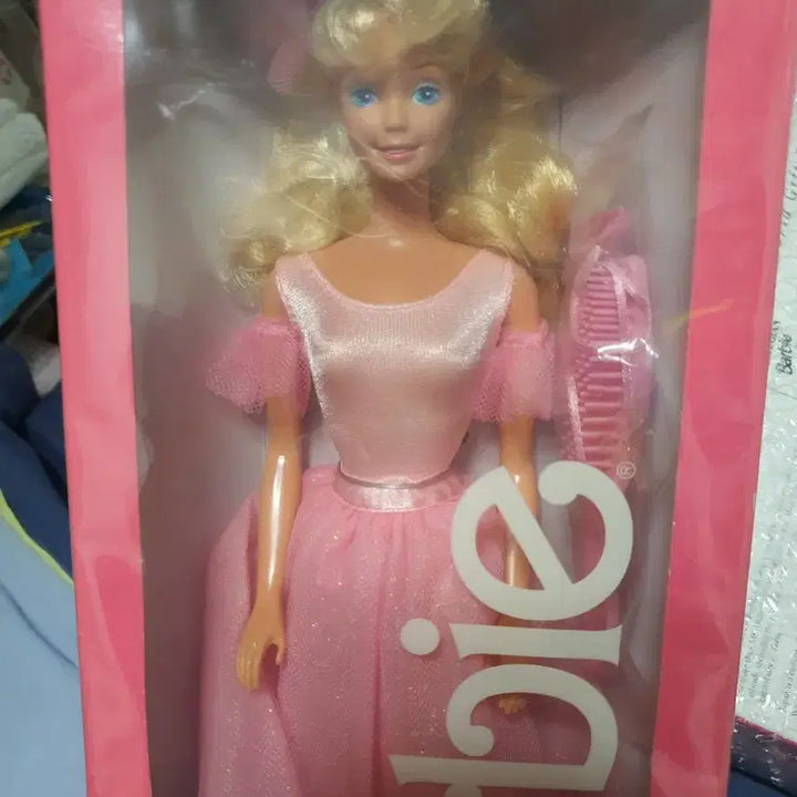 [BUNJANG] Barbie Dolls of the World Gift Set Pink Ballerina Norway Outfit / 바비인형 핑크 발레리나 노르웨이 복장