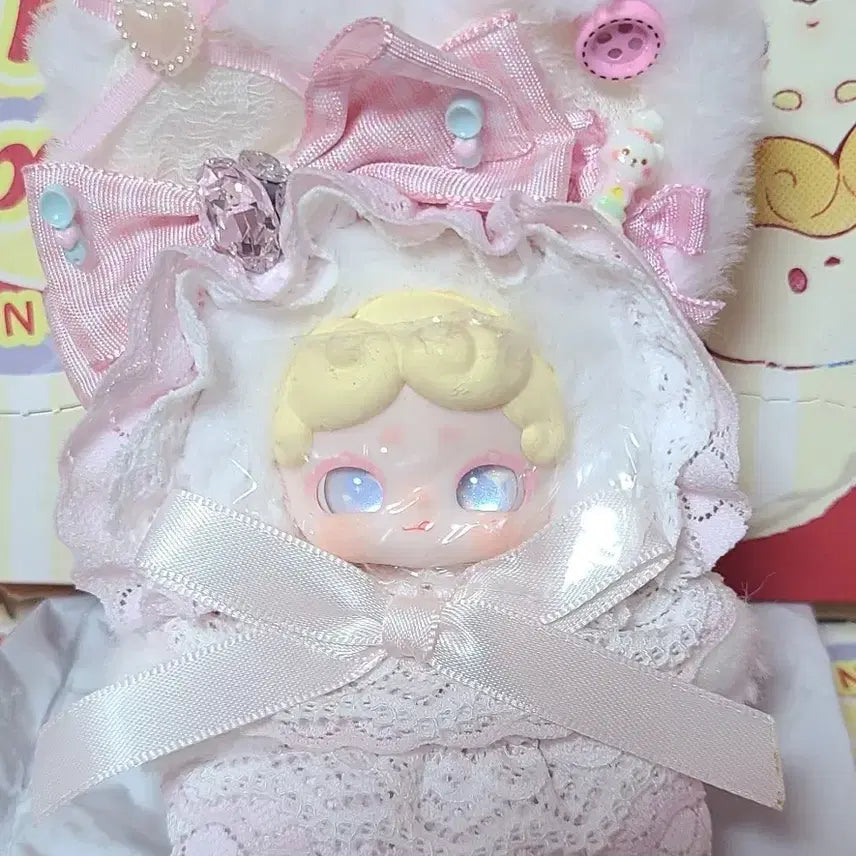 [BUNJANG] Bam Tokki Mini White Pink Limited Edition Figure / [한정판][투눈]밤토끼 미니 화이트핑크