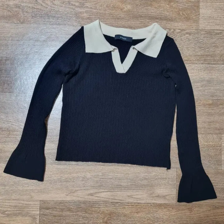[BUNJANG] Set of 4: 2 Slacks Trousers, 1 Short Sleeve Top, 1 Long Sleeve Top / 총4벌 슬랙스정장바지2벌+운동필라테스반팔+긴팔