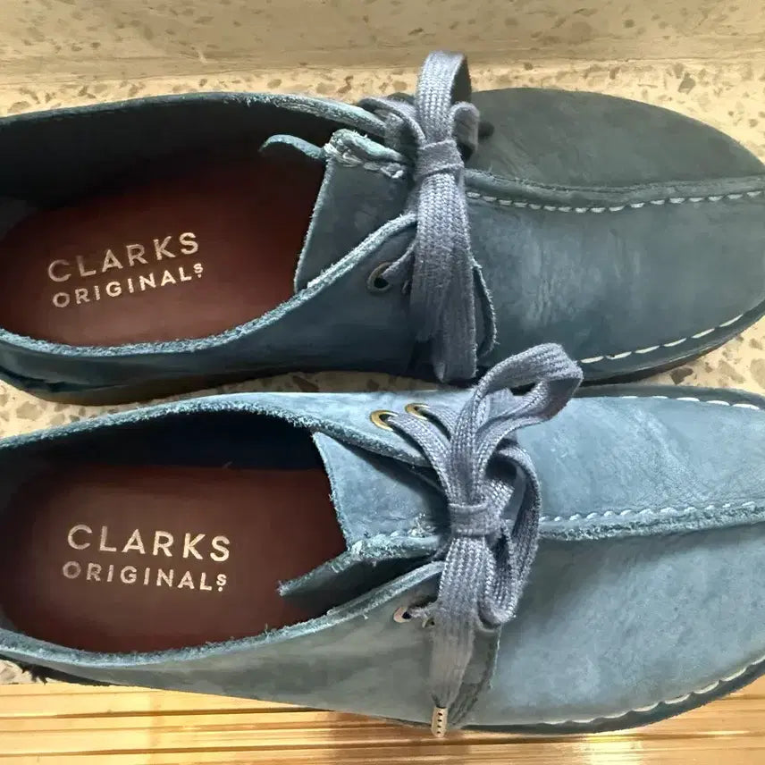 [BUNJANG] Clarks Desert Trek Shoes / 클락스 데져트트랙 255-260