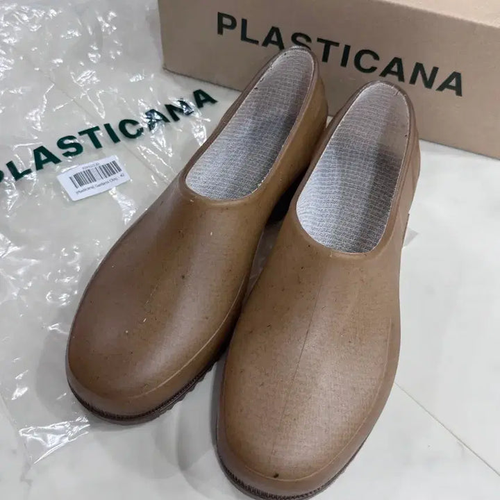 [SOLD OUT] 플라스티카나 클로그 41사이즈