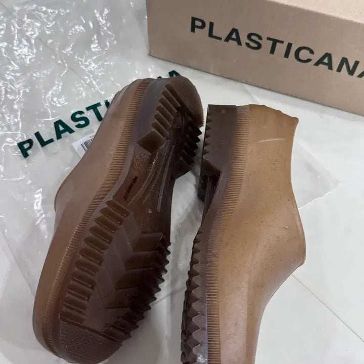 [SOLD OUT] 플라스티카나 클로그 41사이즈