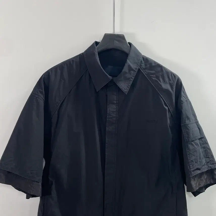 [SOLD OUT] 준지 사이드 포켓 반팔 셔츠 (on.1014)