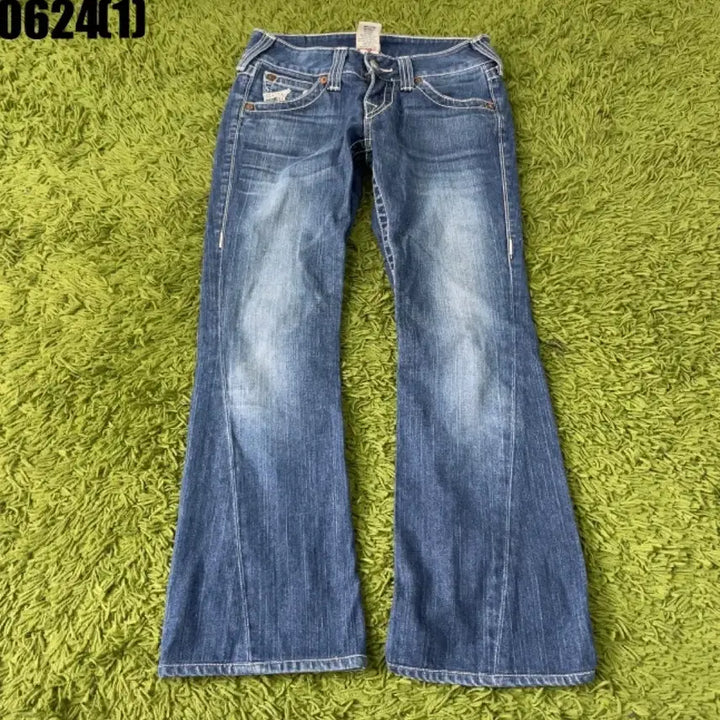 [SOLD OUT] 트루릴리젼 부츠컷 청바지 26