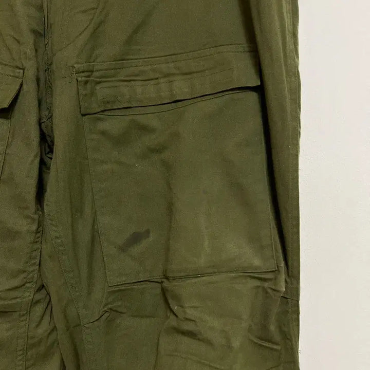 [SOLD OUT] 빈티지 70s 밀리터리 케미컬 프로텍티브 카고팬츠
