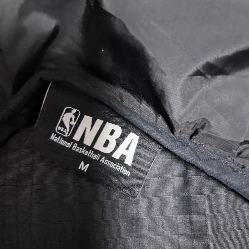 [SOLD OUT] nba하프 바람막이