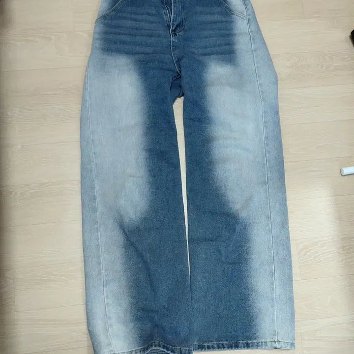 [SOLD OUT] 뒷밴딩 워싱 일자핏 와이드 바지
