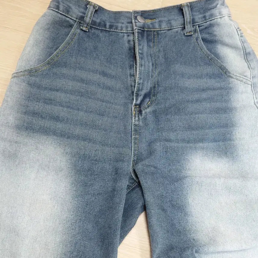 [SOLD OUT] 뒷밴딩 워싱 일자핏 와이드 바지