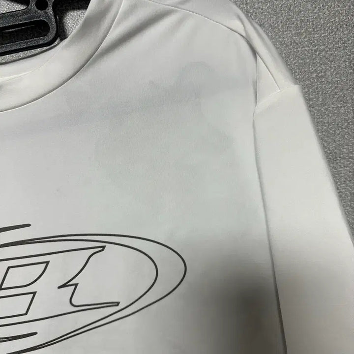 [SOLD OUT] 본투윈 퀵드라이 머슬핏 1사이즈