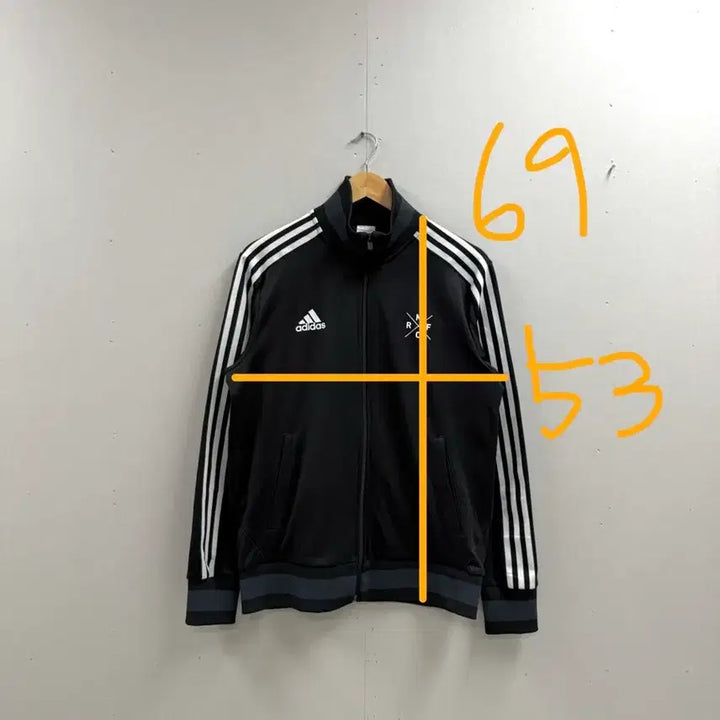 [SOLD OUT] 남성 100 / 아디다스 레알마드리드 트랙탑 져지 블랙