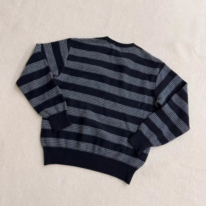 [SOLD OUT] L 블랙앤화이트 스트라이프 긴팔 니트 0622T1