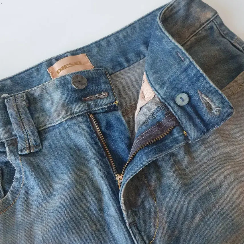 [SOLD OUT] 정품 디젤 빈티지 워싱 데님 핫팬츠 청 반바지 29사이즈