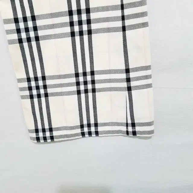 [SOLD OUT] BURBERRY 버버리 블루라벨 부츠컷 팬츠