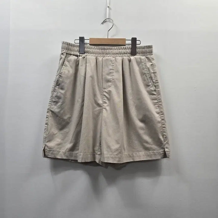 [SOLD OUT] 1892 [lafudge our man]베이지색 코튼 밴딩 반바지 M